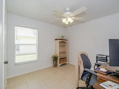 1575 17th Court SW Vero Beach FL 32962