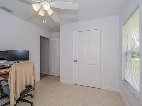 1575 17th Court SW Vero Beach FL 32962