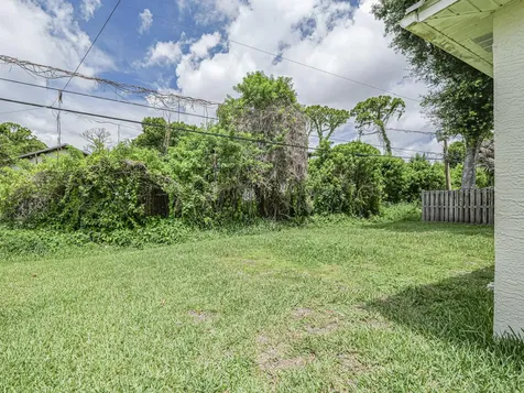 1575 17th Court SW Vero Beach FL 32962
