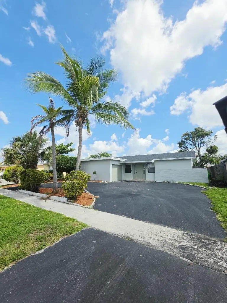 9671 NW 24th Street Sunrise FL 33322