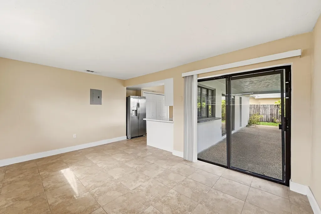 9671 NW 24th Street Sunrise FL 33322