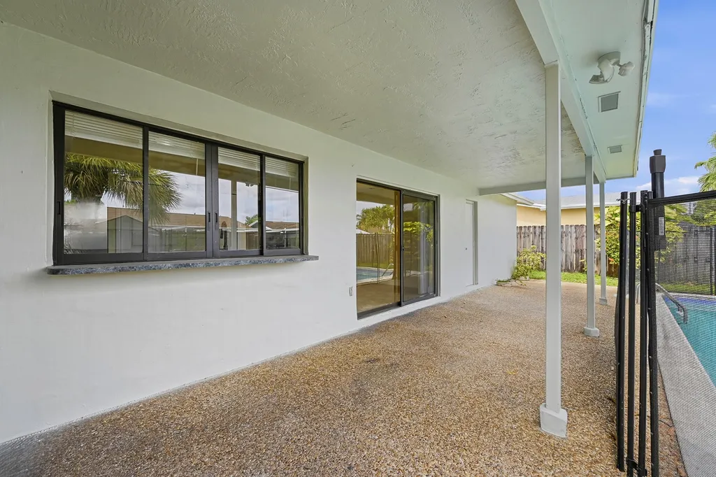 9671 NW 24th Street Sunrise FL 33322