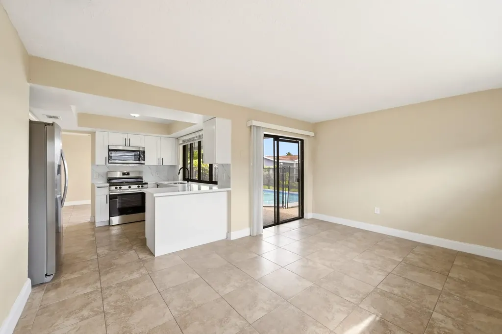 9671 NW 24th Street Sunrise FL 33322