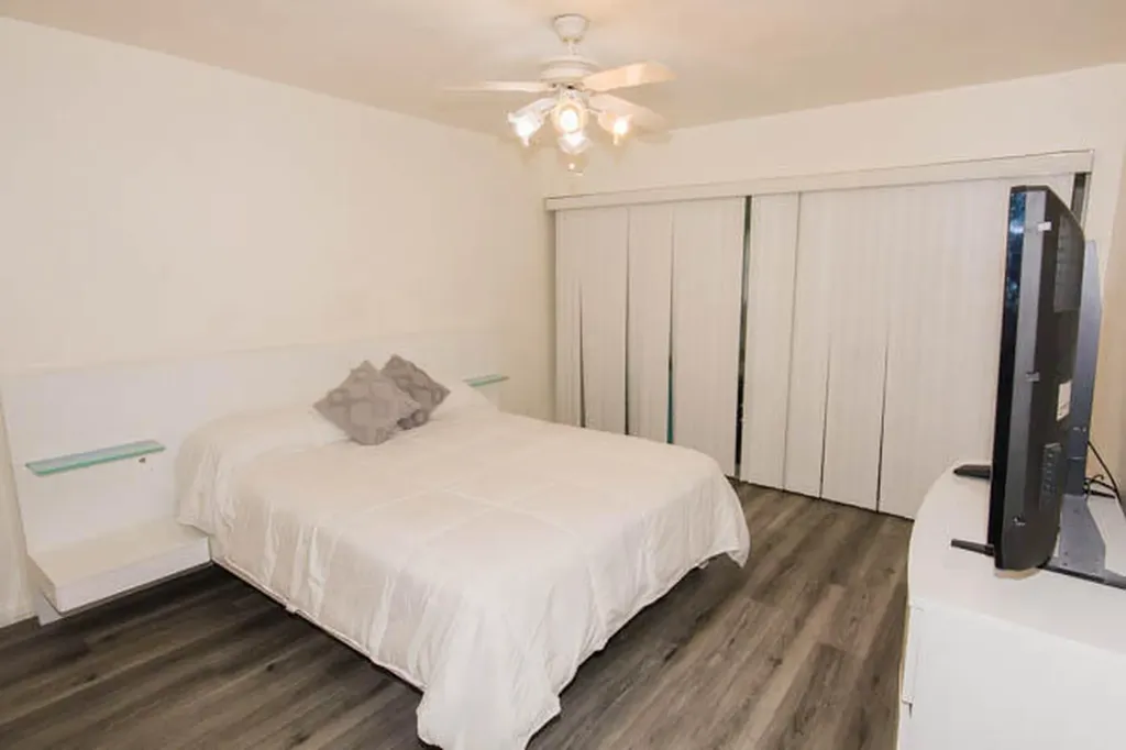 149 West Court Royal Palm Beach FL 33411