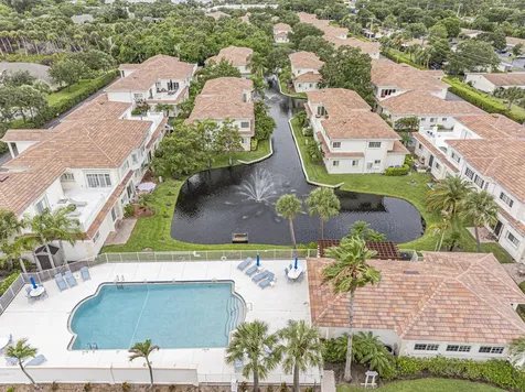 524 7th Square Vero Beach FL 32962