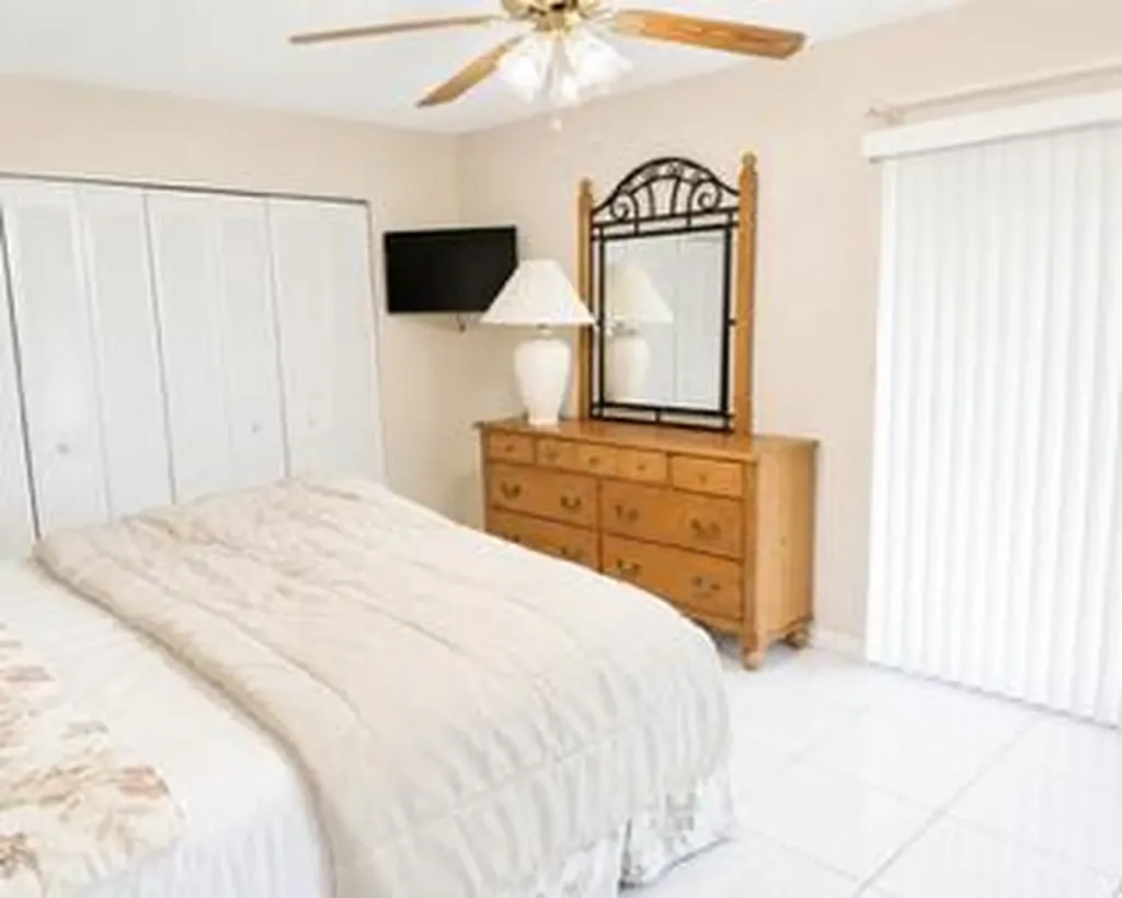 175 Flanders D Delray Beach FL 33484