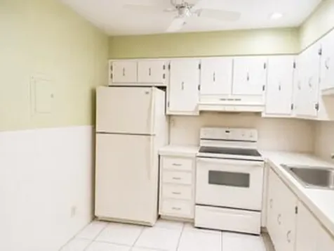 175 Flanders D Delray Beach FL 33484