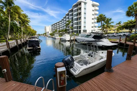 4800 Bayview Fort Lauderdale FL 33308