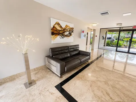 4800 Bayview Fort Lauderdale FL 33308
