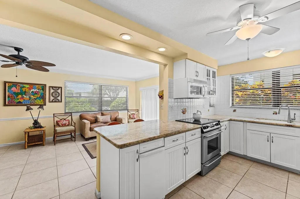 372 Golfview Road North Palm Beach FL 33408