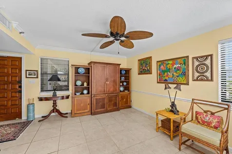 372 Golfview Road North Palm Beach FL 33408