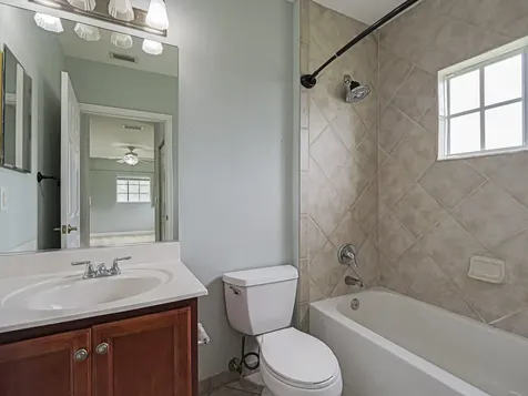 524 7th Square Vero Beach FL 32962