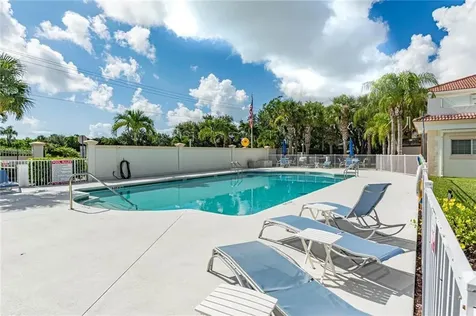 524 7th Square Vero Beach FL 32962