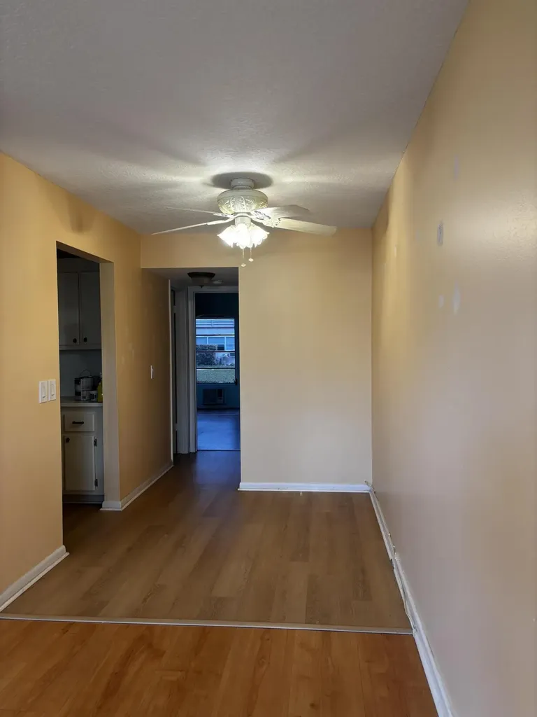 4 Sussex West Palm Beach FL 33417