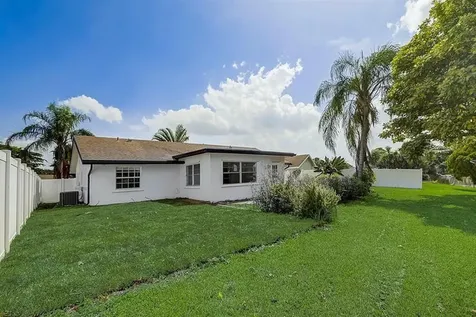 9387 Richmond Circle Boca Raton FL 33434
