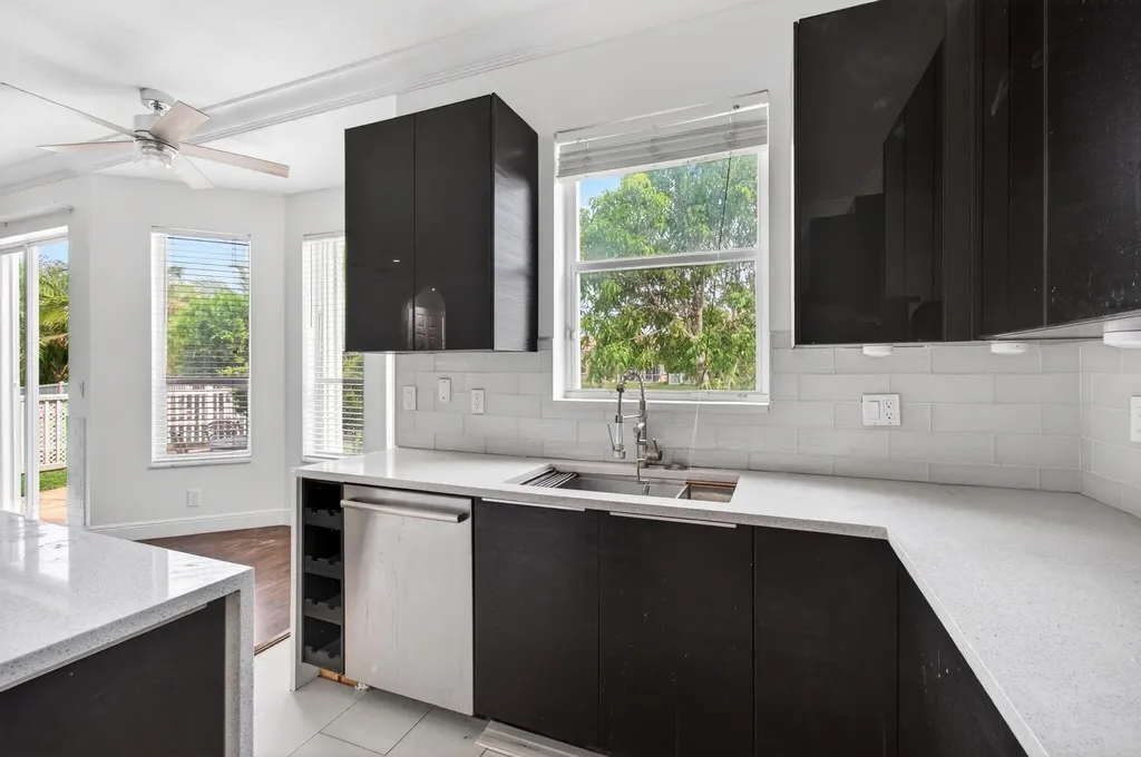 12328 NW 26th Street Coral Springs FL 33065
