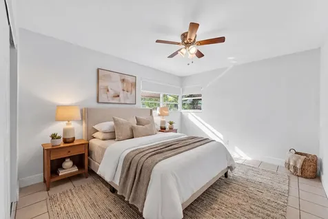 540 NE 58th Street Oakland Park FL 33334