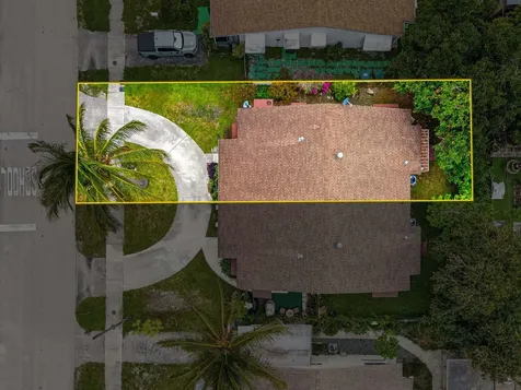 540 NE 58th Street Oakland Park FL 33334