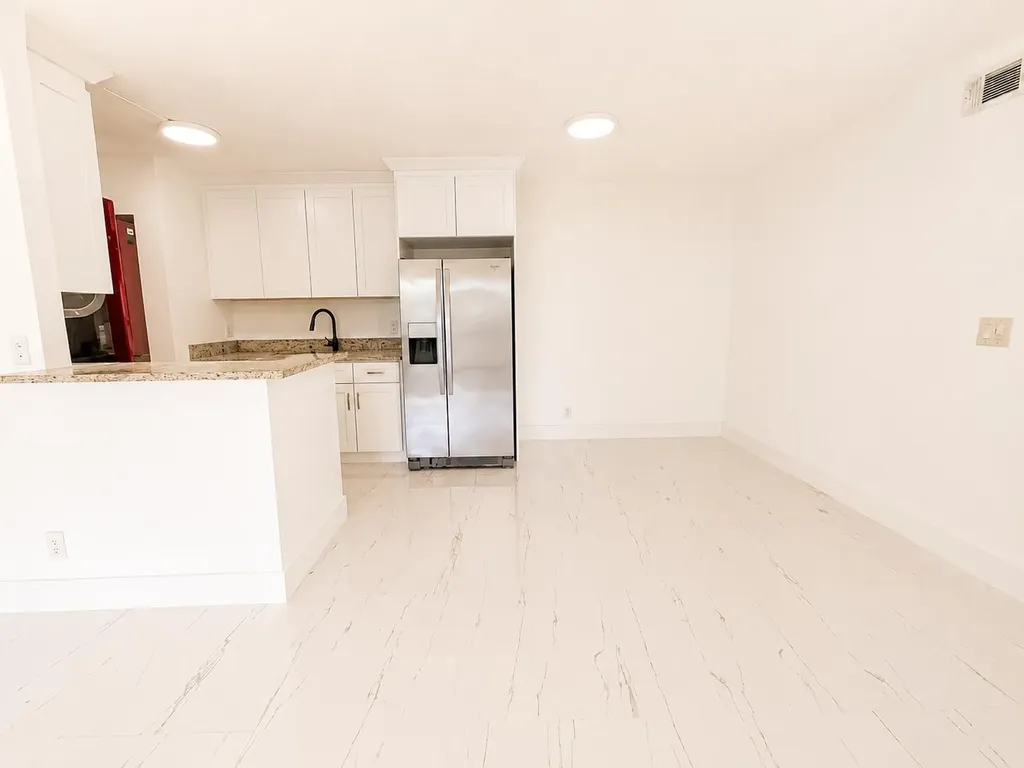 588 Trace Circle Deerfield Beach FL 33441