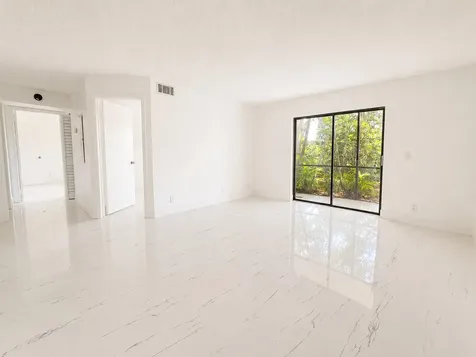 588 Trace Circle Deerfield Beach FL 33441