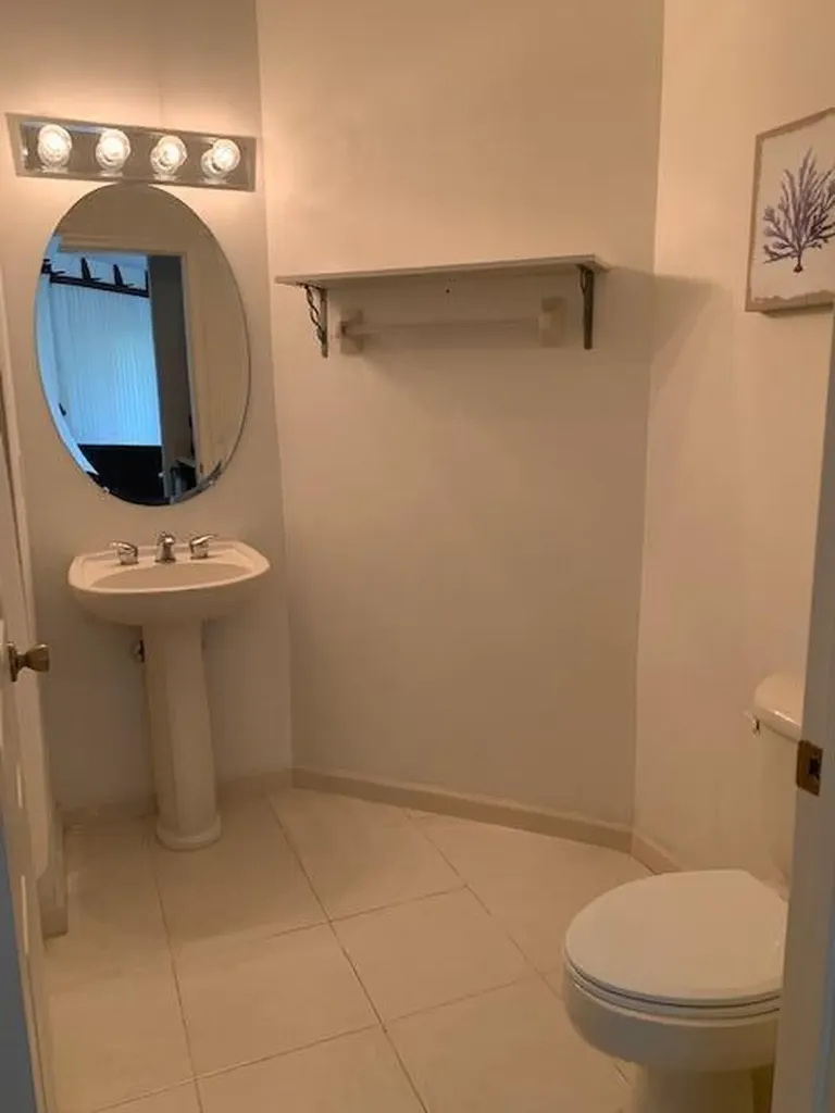8906 Sandshot Court Port St Lucie FL 34986