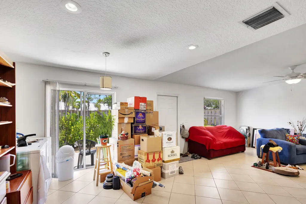 1919 Doffer Lane North Palm Beach FL 33408