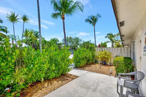 1919 Doffer Lane North Palm Beach FL 33408