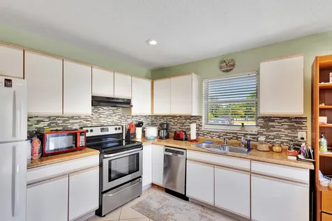 1919 Doffer Lane North Palm Beach FL 33408