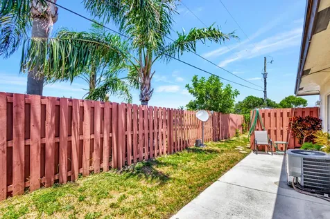 1919 Doffer Lane North Palm Beach FL 33408