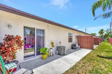 1919 Doffer Lane Juno Beach FL 33408