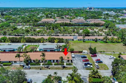 1919 Doffer Lane North Palm Beach FL 33408