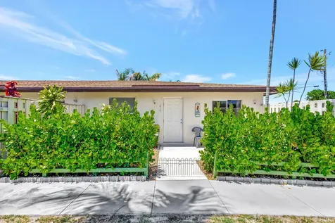 1919 Doffer Lane Juno Beach FL 33408