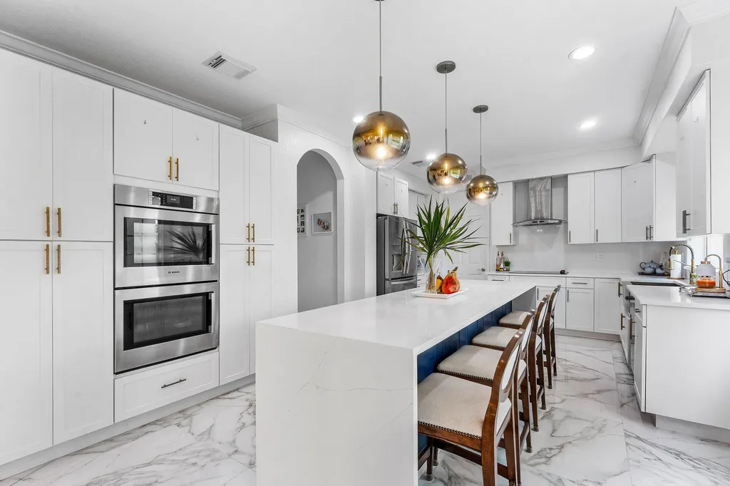 599 Cresta Circle West Palm Beach FL 33413