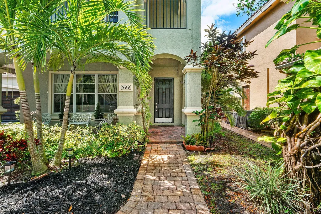 599 Cresta Circle West Palm Beach FL 33413