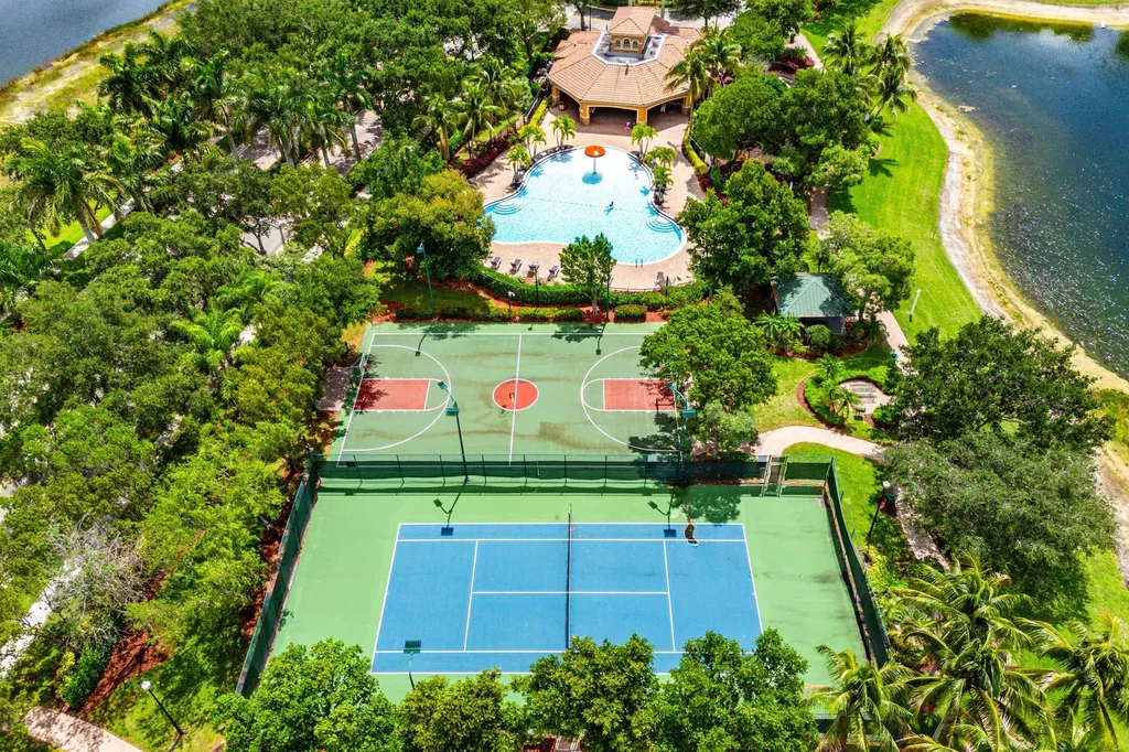 599 Cresta Circle West Palm Beach FL 33413