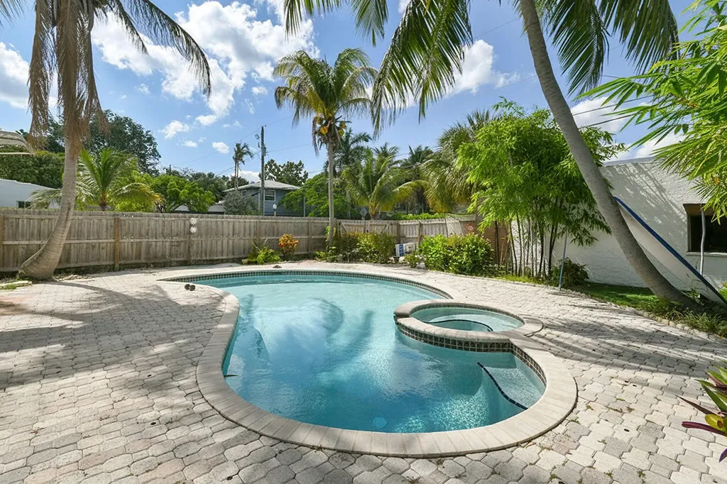 2118 Florida Avenue West Palm Beach FL 33401