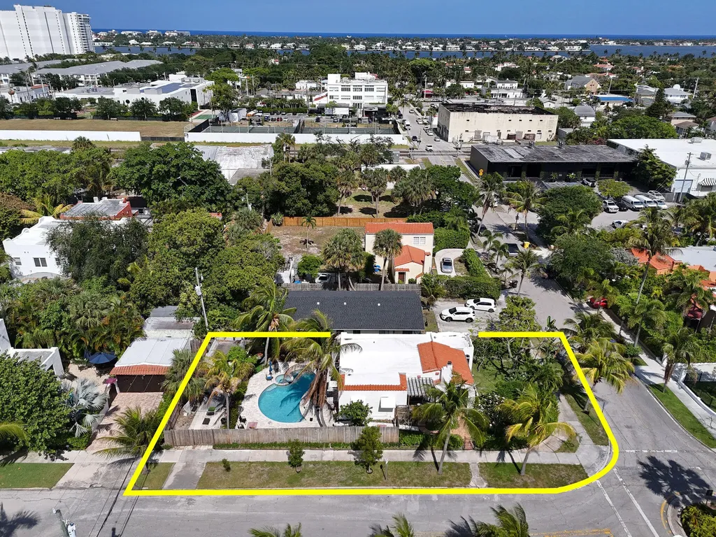 2118 Florida Avenue West Palm Beach FL 33401