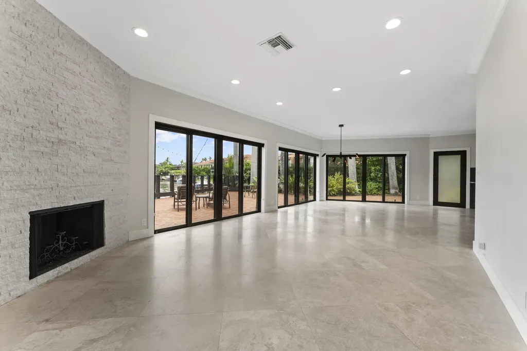 1121 Bel Air Drive Highland Beach FL 33487