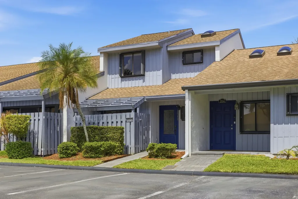 1512 N 15th Terrace Hollywood FL 33020