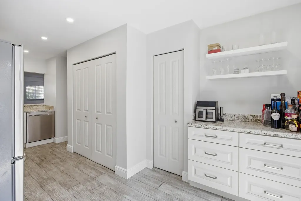 1512 N 15th Terrace Hollywood FL 33020