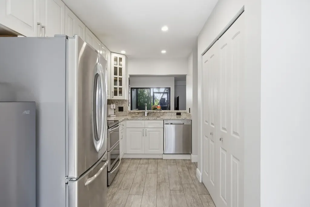 1512 N 15th Terrace Hollywood FL 33020
