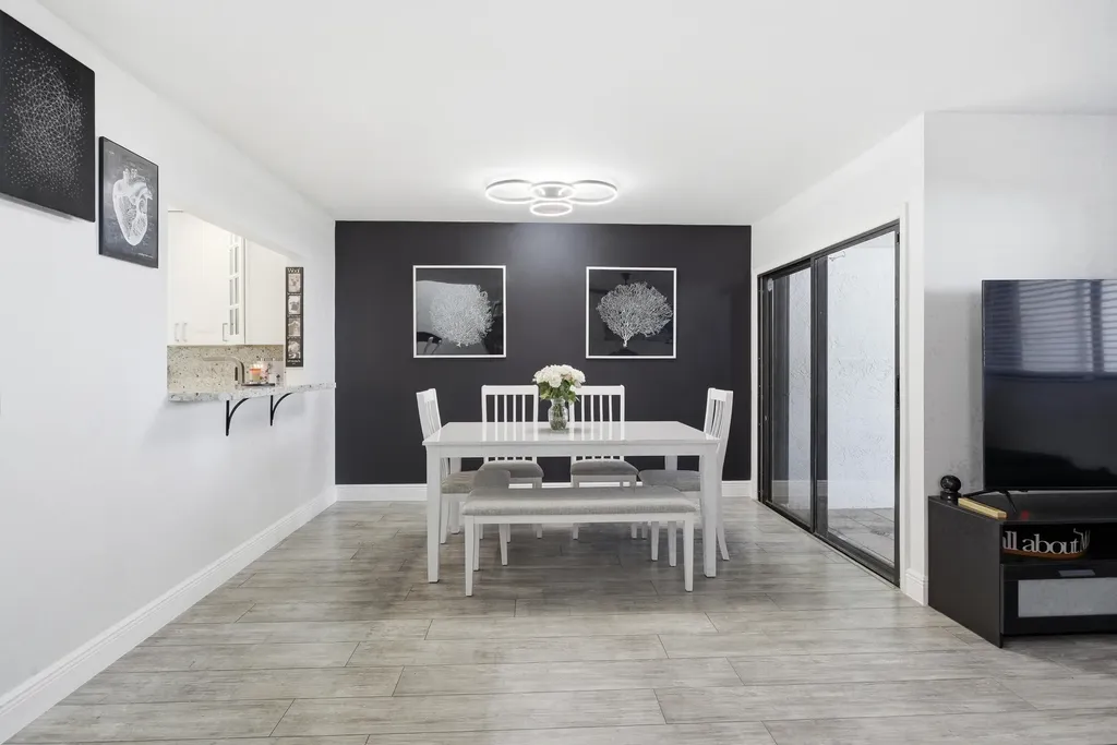 1512 N 15th Terrace Hollywood FL 33020