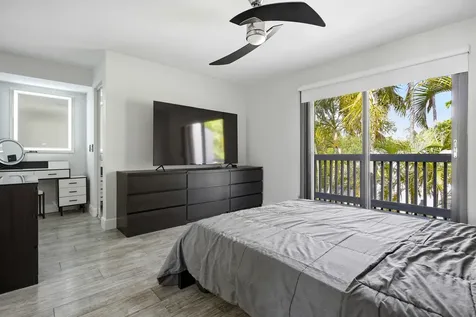1512 N 15th Terrace Hollywood FL 33020