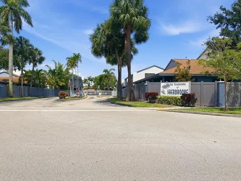 1512 N 15th Terrace Hollywood FL 33020