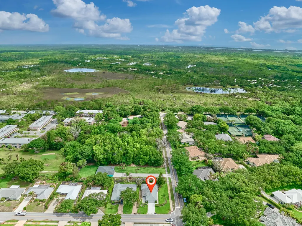 9901 SE Little Club Way N Tequesta FL 33469