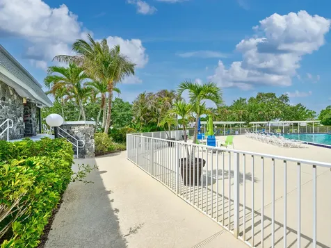 9901 SE Little Club Way N Tequesta FL 33469