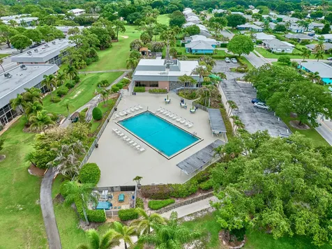 9901 SE Little Club Way N Tequesta FL 33469