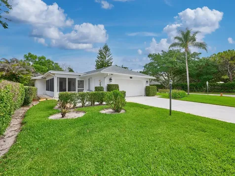 9901 SE Little Club Way N Tequesta FL 33469