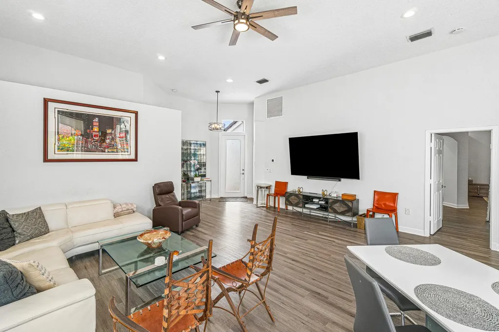 4278 NW 65th Road Boca Raton FL 33496