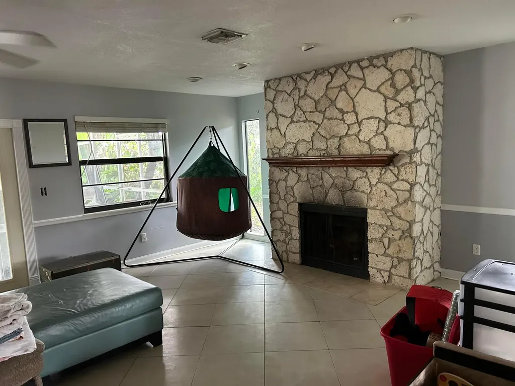 1421 Crest Drive Lake Worth FL 33461